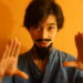 怪しい動きをする宗教団体の教祖