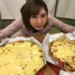 チーズたっぷりのピザ